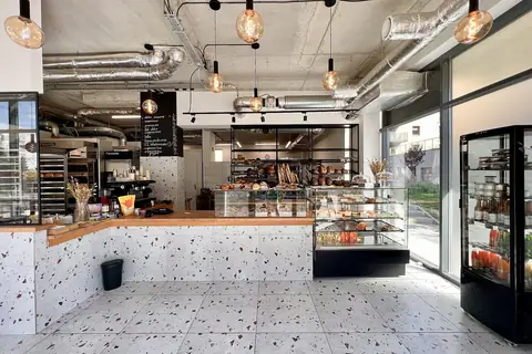 S20 Sandwich & Cake Shop photo 2
